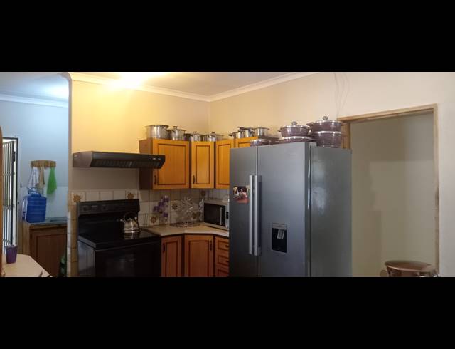 3 BEDROOM FREESTANDING FOR SALE IN STILFONTEIN EXT 4